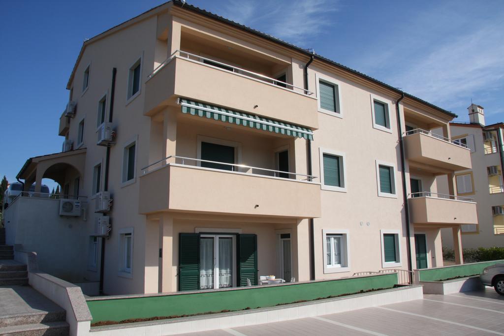 Apartment Anethum Premantura Ngoại thất bức ảnh